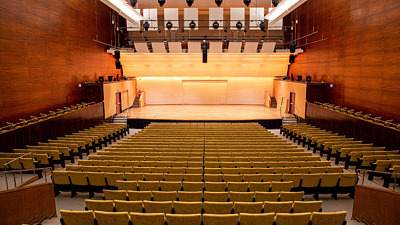 Hyr våra mindre konferensrum eller stora konsertsalar med plats för upp till 849 personer